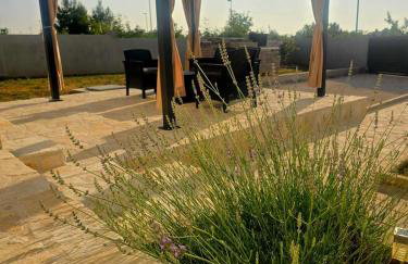 Villa Sun with pool - Photo 3