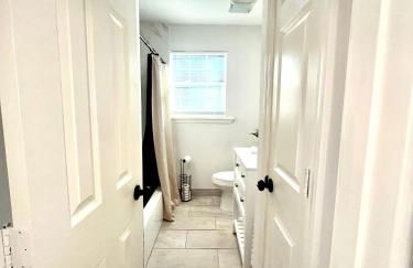 Cozy, Comfortable, and Convenient! - Foto 16