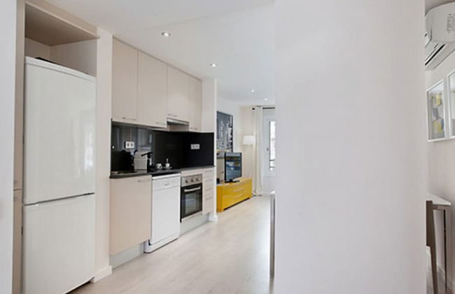 BarcelonaForRent Urban Town Suites - Photo 27