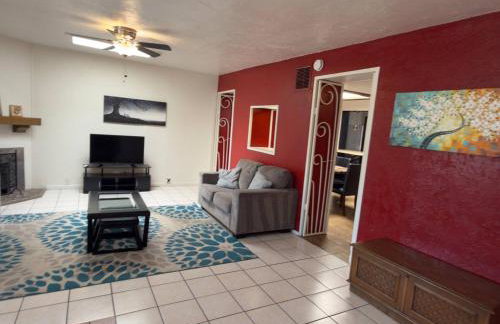 Fantastic 4 Bedroom in a Great Area - Foto 72