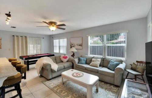 Boutique Stay - Near Beach, PSP4, Billiard or PingPong, Fire Pit, Private Yard - Foto 34