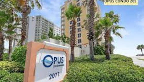 Beachfront 3BR Condo with Stunning Views Daytona - Foto 5