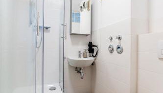 Modern und Renoviert - Foto 5, towels, Shower