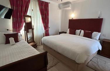 CASA MICHAEL - El Paraiso, Marbella - Photo 52