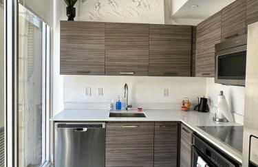 Pop Art Sunlit Apartment Prime Miami Pool Free Parking - Foto 7