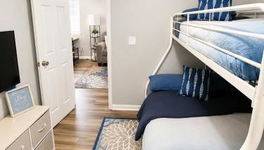 Cozy 2 Bdrm Cottage King bed - Foto 5