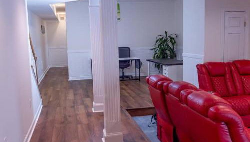 Luxurious Private Basement Suite in Ashton - Photo 2