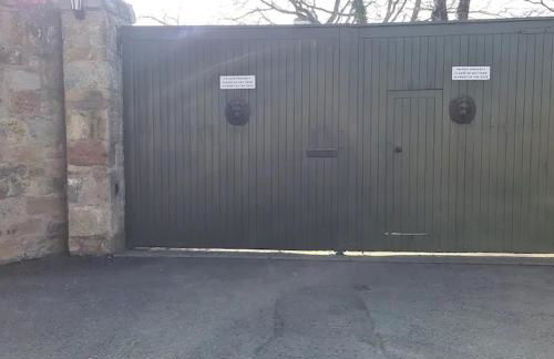 Superb 5 bedroom Villa 16 mins from City Centre - Foto 16