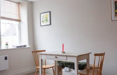 Cosy Ground Floor Flat by Catherine Hill Frome - Foto 12