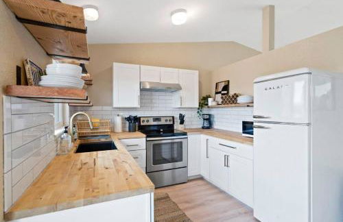 Beautiful Mountain Views Close to Hiking Trails - Foto 22