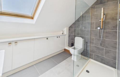 The Factory Barn with Hot Tub - Foto 19