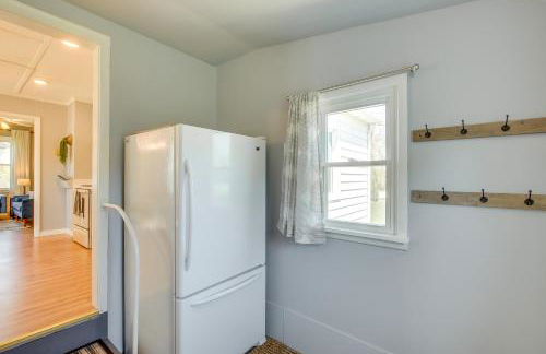 Sturgeon Bay Home about 6 Mi to Potawatomi State Park - Photo 10