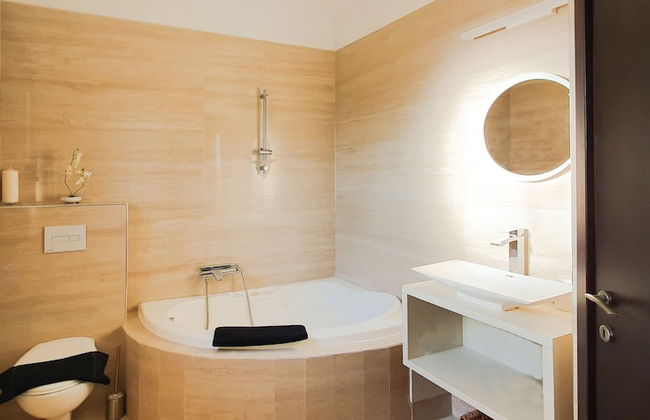 Beautiful Villa Swimming Pool 6 Bdrms H3 - Foto 24