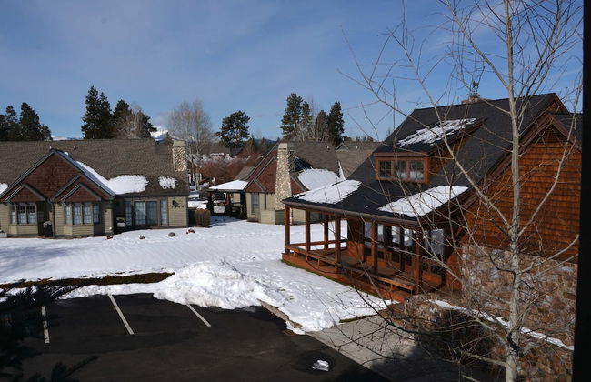 The Three Sisters Walk to Downtown Sisters - Foto 36