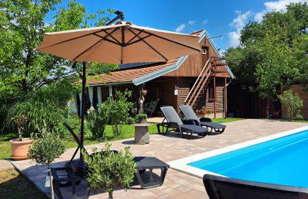 Kuća za odmor Mirna Zagorka sa privatnim bazenom i wellnessom - Foto 1