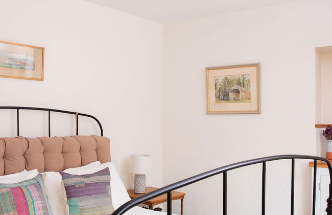 Pretty Cottage Near City Sea - Foto 22