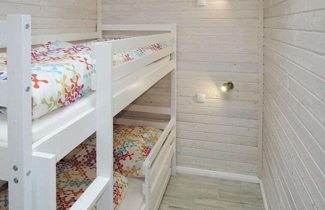 A Comfortable Holiday Home With a Swimming Pool and Jacuzzi in Miedzywodzie - Photo 3