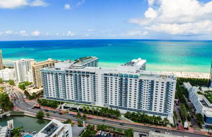 1 Hotel 1 Bedroom 1 and Half Bathroom Beachfront Residence With Balcony - Foto 14