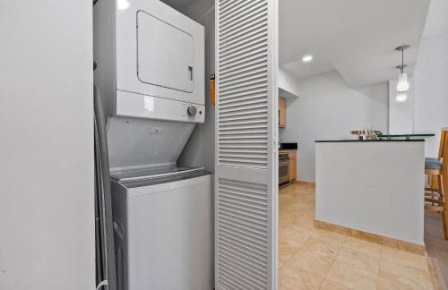 Luxury Top-Level Oasis - Oceanfront Views & Resort Perks - Foto 9