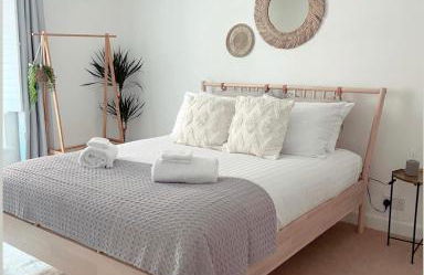 Seapink, Kingsand; luxury Cornish cottage with seaviews, bbq & paddleboards - Photo 8