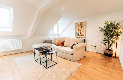 3-Floor Oasis in the Heart of Koblenz, Sleeps 16 - Foto 51