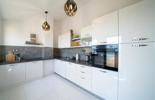 The Rooftop - Photo 64