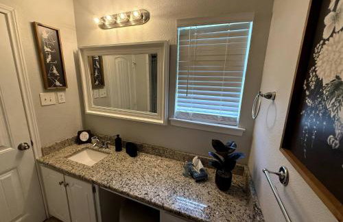 Central World Cup Retreat with Patio & AC - Foto 31