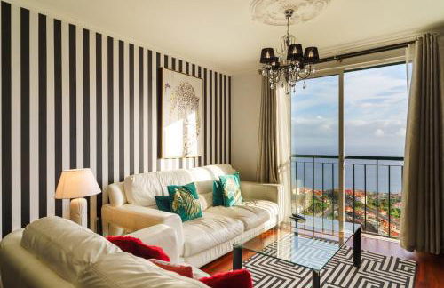 GuestReady - Breathtaking seaview in Caniço - Foto 2