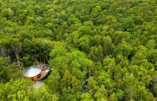 Mount Snow Yurt - Hot Tub, Wood Stove, WiFi, EVcharger - Foto 40