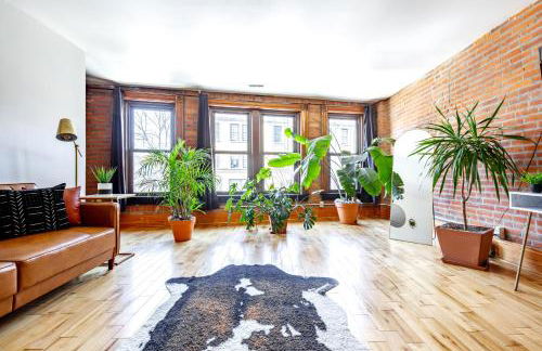 Jungle House Luxury Homes - Columbus Downtown Short North - Walk to Convention Center & Nationwide Arena - Sleeps up to 10 - Free Parking - Over 5,800 Five Stars - Foto 41