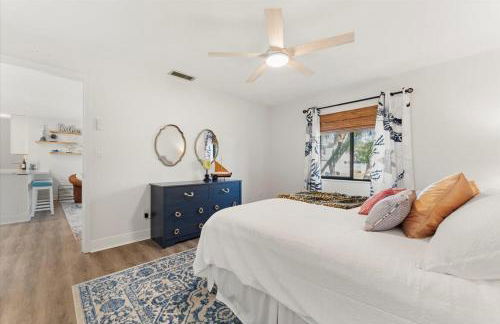 Waterfront - Private Pool - Pet Friendly - Photo 28