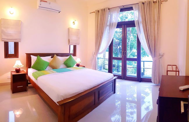 MYH - Lake Front Pvt Villa - Photo 4