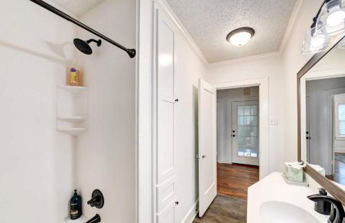 2 Mi to Magnolia Mkt Cozy Retreat with Shared Yard - Foto 18