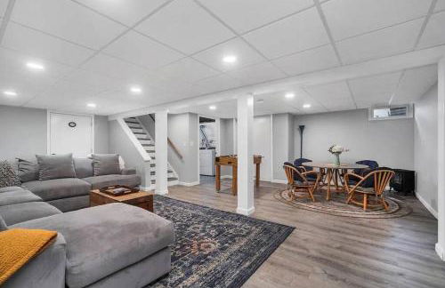 Cheerful 3bd Cape feet from beach, river access - Foto 20