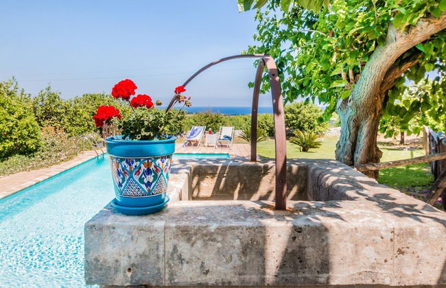 Authentic Sicilian Charm With Pool, Sea View, Parking & Wifi - Foto 1
