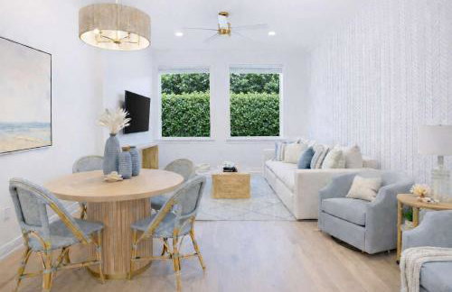 Boutique condo w oceanfront & concierge - Photo 8