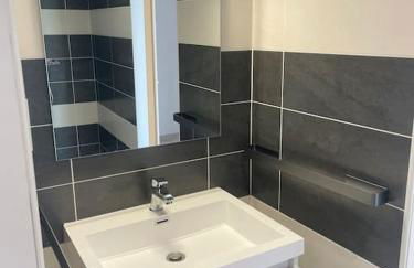 Villa Kevin piscine, pool house et pétanque 6 à 8 personnes - Photo 13