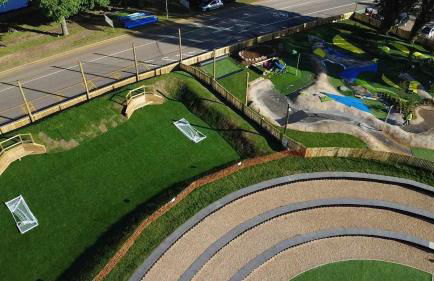 Elegant 2 Bed 1 and Half Bath Caravan in Holiday Resort Village - Photo 28