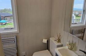 Cosy Hut Immersed in Nature with Private Hot Tub - Foto 30