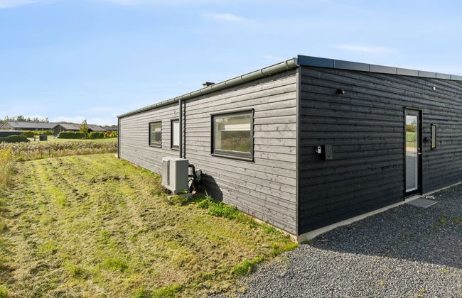 "Harrieth" - 300m from the sea - Foto 6