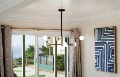 Mountain View 2BR Retreat with Private Deck - Foto 2