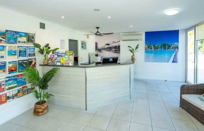 Waters Edge Apartment - Photo 2