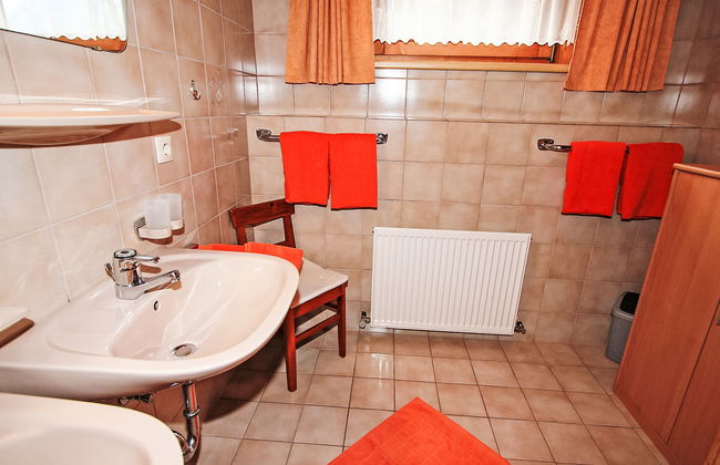 2 bedroom Apartment in Mayrhofen - Photo 6