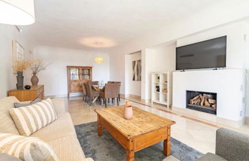 Frontline Sotogrande Marina Living 3-Bed Waterfront Retreat - Foto 2