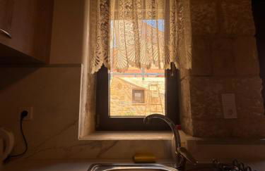 Hercules Traditional Houses - Photo 80