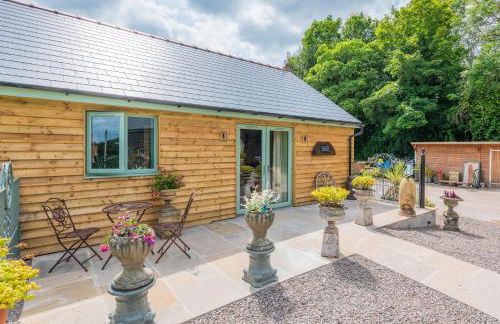 Tredodridge Barn Retreat - Photo 3