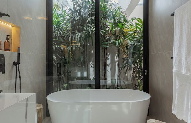 Villa Morada Canggu by Nakula - Photo 10