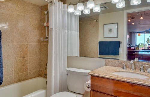 Kona Pacific Top Floor Retreat Ocean View and Pool! - Foto 17