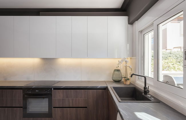 Athenian Grand Riviera Villa - Photo 23