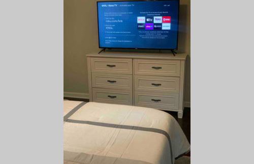 Peaceful 3BR/2BA Hidden Lake Home Near ACOM w/WiFi - Foto 18